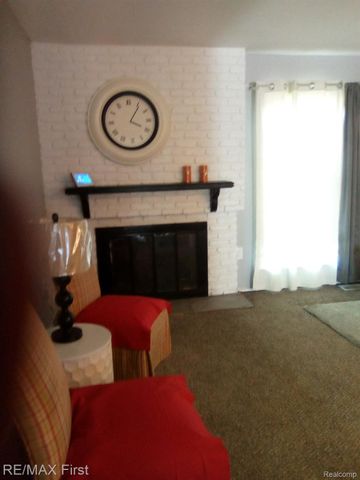25311 Greenbrooke Drive, Southfield, MI 48033
