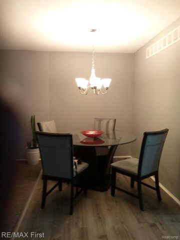 25311 Greenbrooke Drive, Southfield, MI 48033