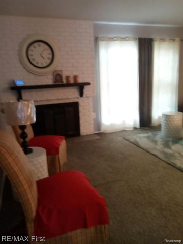 25311 Greenbrooke Drive, Southfield, MI 48033