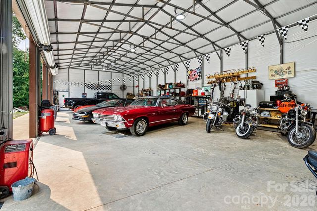 6051 Pointe West Lane, Vale, NC 28168