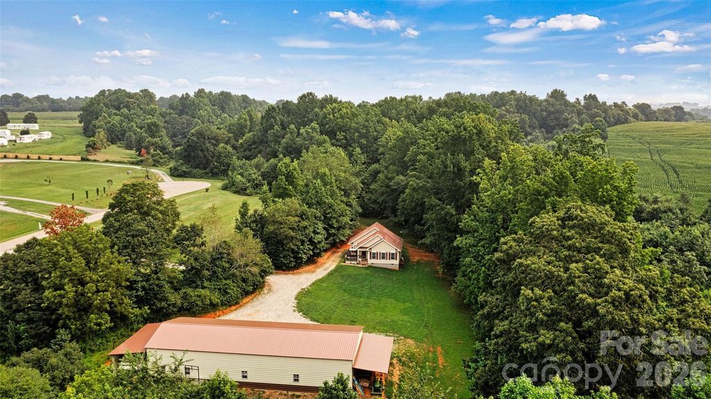 6051 Pointe West Lane, Vale, NC 28168
