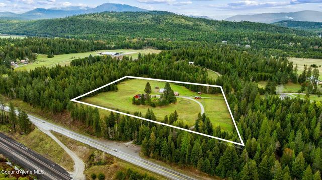 457619 S US-95, Careywood, ID 83809
