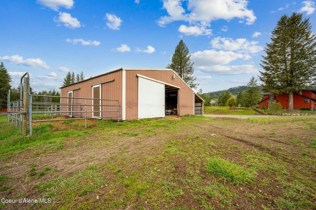 457619 S US-95, Careywood, ID 83809
