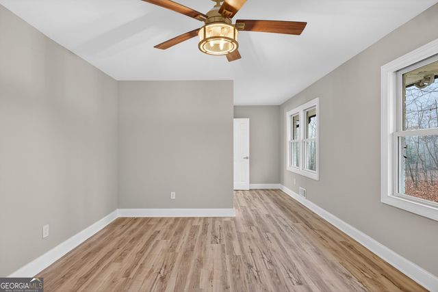 922 Linch Road, Senoia, GA 30276