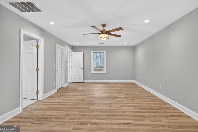 922 Linch Road, Senoia, GA 30276