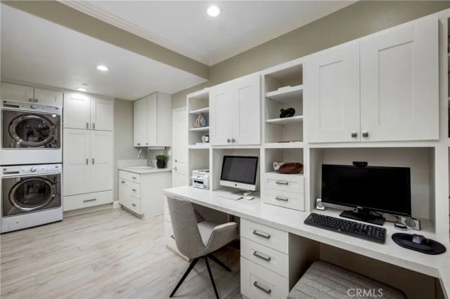 6300 Forester Drive, Huntington Beach, CA 92648