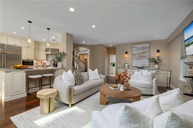 6300 Forester Drive, Huntington Beach, CA 92648