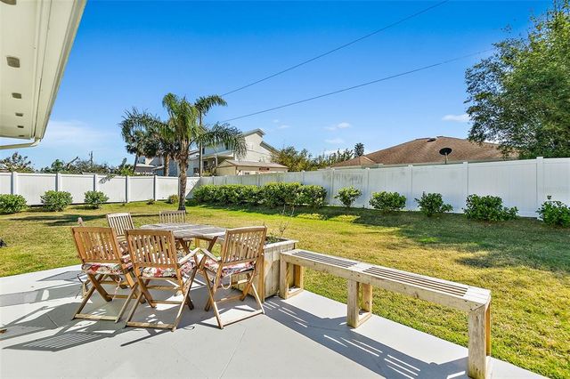 18 ATLANTIC DRIVE, Palm Coast, FL 32137
