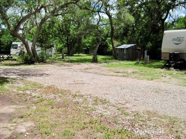 17628 County Road 426, Brazoria, TX 77422
