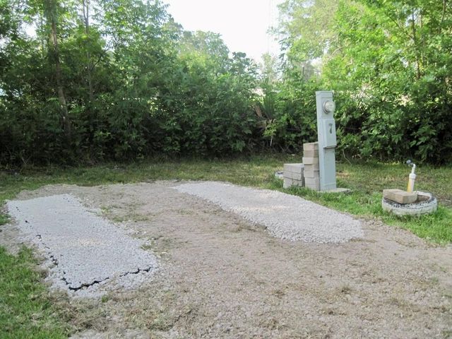 17628 County Road 426, Brazoria, TX 77422