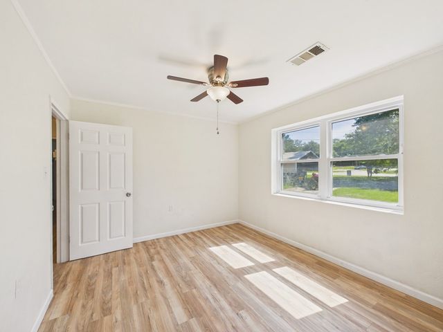 66 Highway 0165, Phenix City, AL 36869