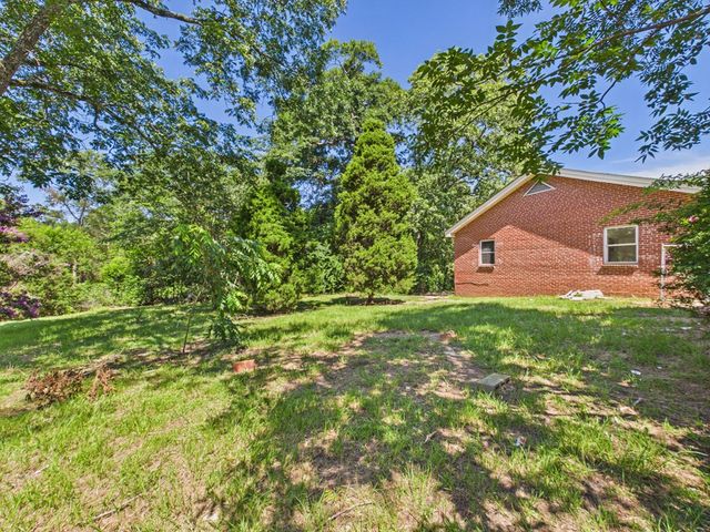 66 Highway 0165, Phenix City, AL 36869