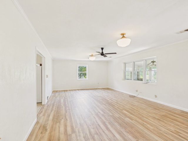 66 Highway 0165, Phenix City, AL 36869