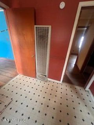 5685 Carrollton Road, Grenada, MS 38901