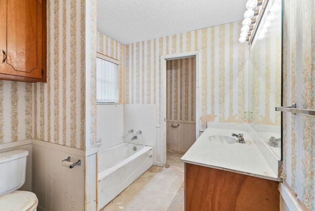 21135 County Road 1291, Flint, TX 75762