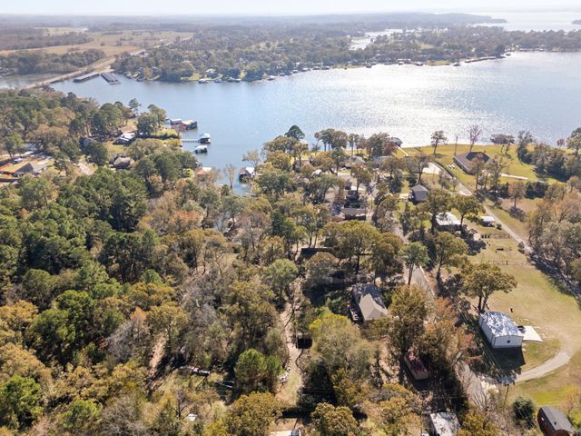 21135 County Road 1291, Flint, TX 75762