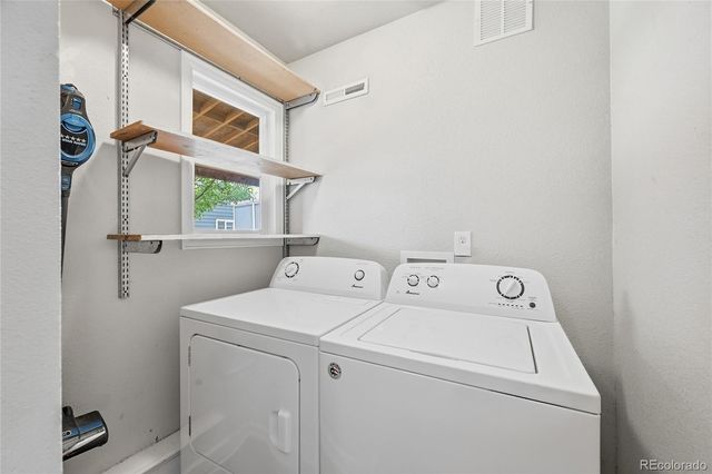 1781 Kingston Street, Aurora, CO 80010