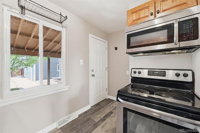 1781 Kingston Street, Aurora, CO 80010