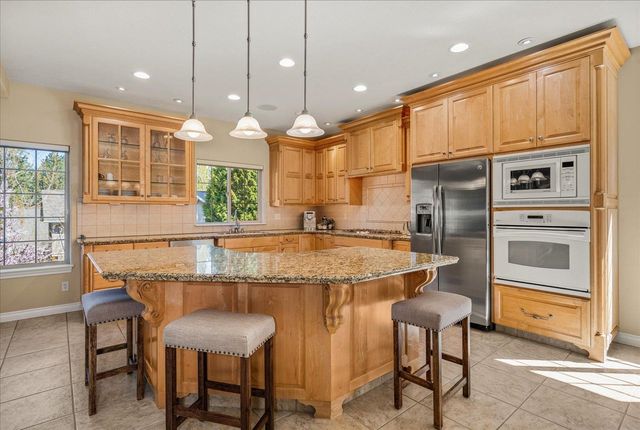 1909 E Pinecrest Rd, Spokane, WA 99203
