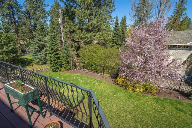1909 E Pinecrest Rd, Spokane, WA 99203