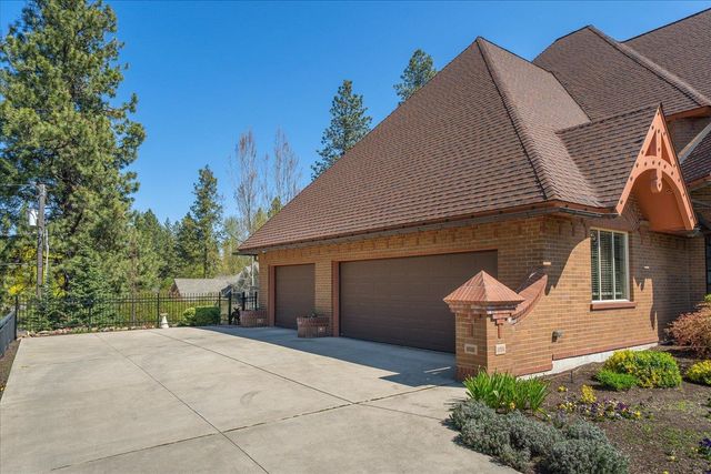 1909 E Pinecrest Rd, Spokane, WA 99203