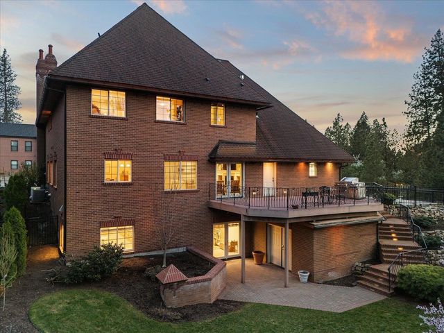1909 E Pinecrest Rd, Spokane, WA 99203