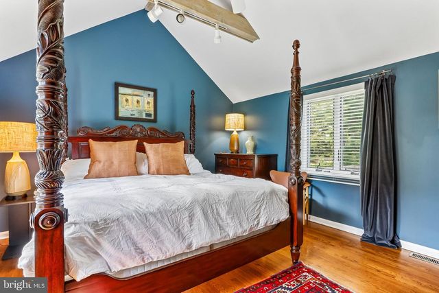 63 BEDENS BROOK RD, Skillman, NJ 08558