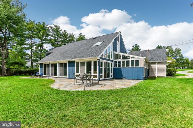 63 BEDENS BROOK RD, Skillman, NJ 08558