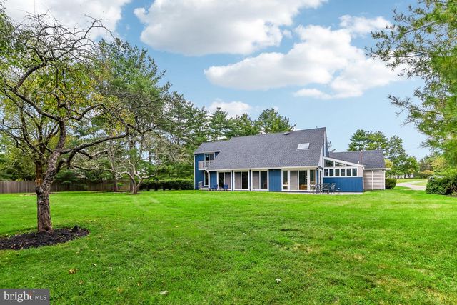 63 BEDENS BROOK RD, Skillman, NJ 08558