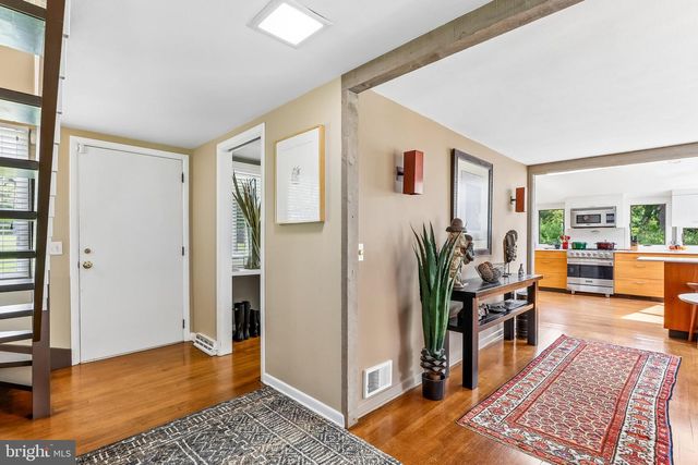63 BEDENS BROOK RD, Skillman, NJ 08558