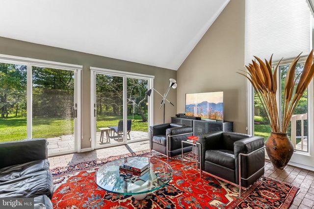 63 BEDENS BROOK RD, Skillman, NJ 08558