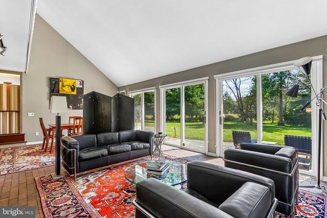 63 BEDENS BROOK RD, Skillman, NJ 08558