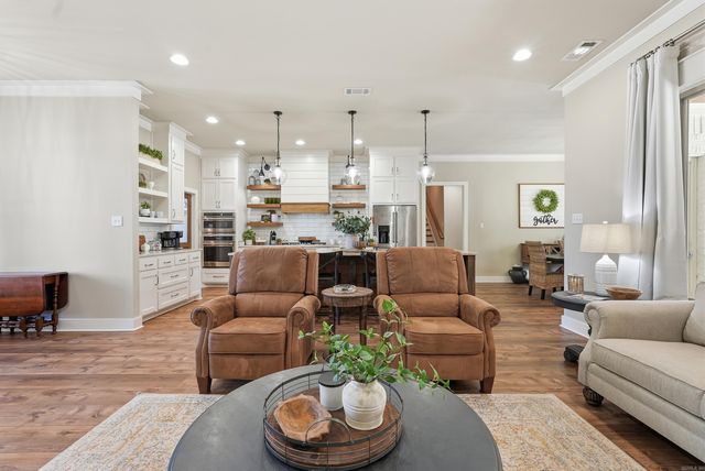 5048 Westridge Cir, Benton, AR 72019