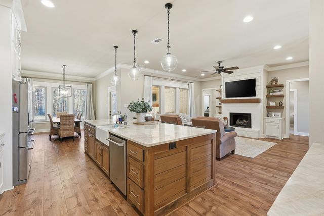 5048 Westridge Cir, Benton, AR 72019