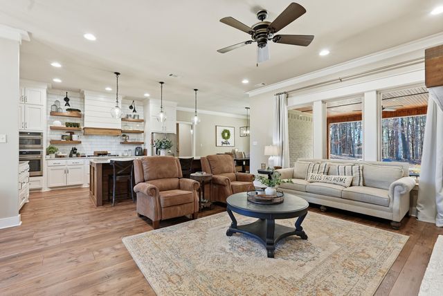 5048 Westridge Cir, Benton, AR 72019