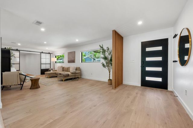 2607 Pembrook TRL, Austin, TX 78731