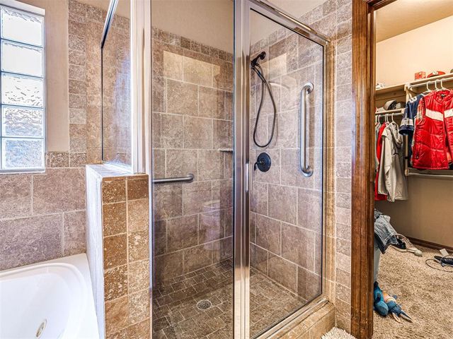 720 Carol Ann Place, Moore, OK 73160