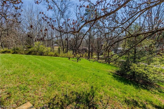 100 Crestwood Circle, Marietta, OH 45750