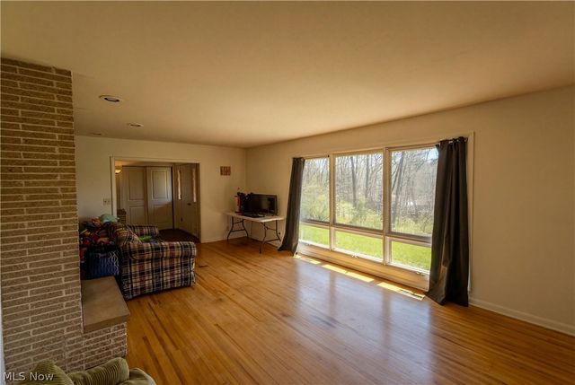 100 Crestwood Circle, Marietta, OH 45750