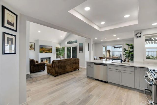 6117 E Garnet, Anaheim, CA 92807