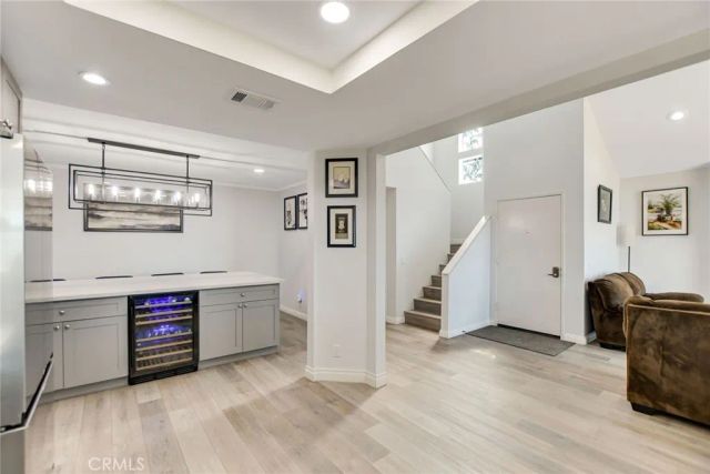 6117 E Garnet, Anaheim, CA 92807