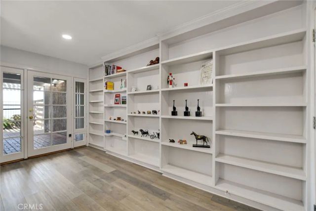 6117 E Garnet, Anaheim, CA 92807