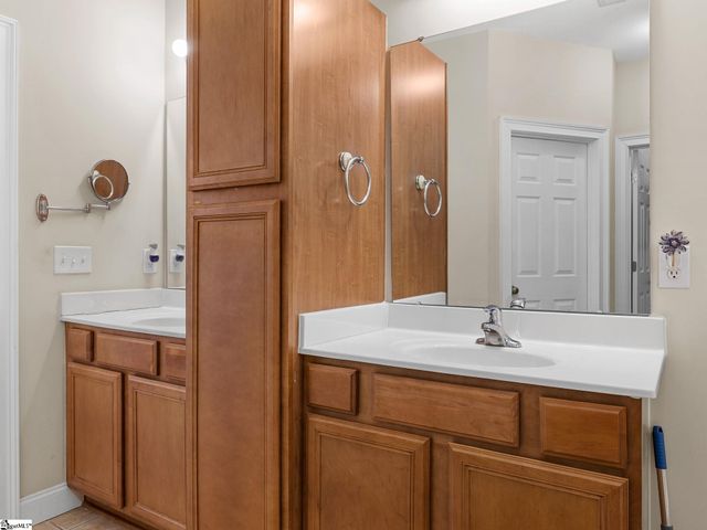 103 Heritage Creek Drive, Boiling Springs, SC 29316