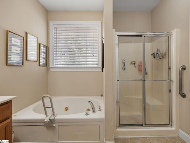 103 Heritage Creek Drive, Boiling Springs, SC 29316