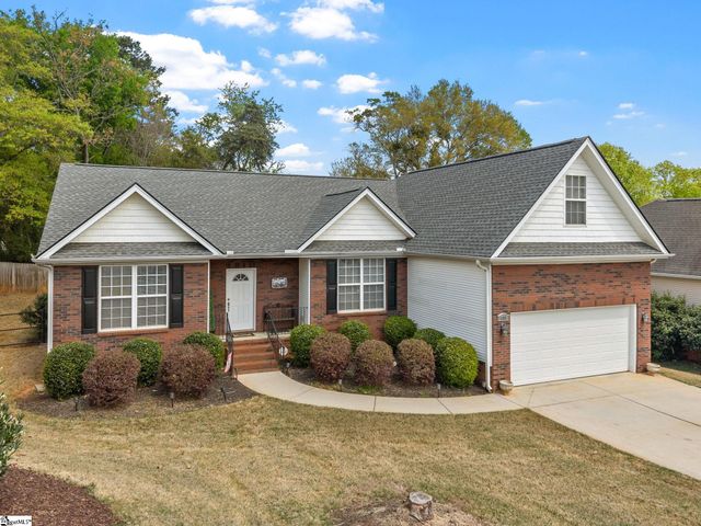 103 Heritage Creek Drive, Boiling Springs, SC 29316