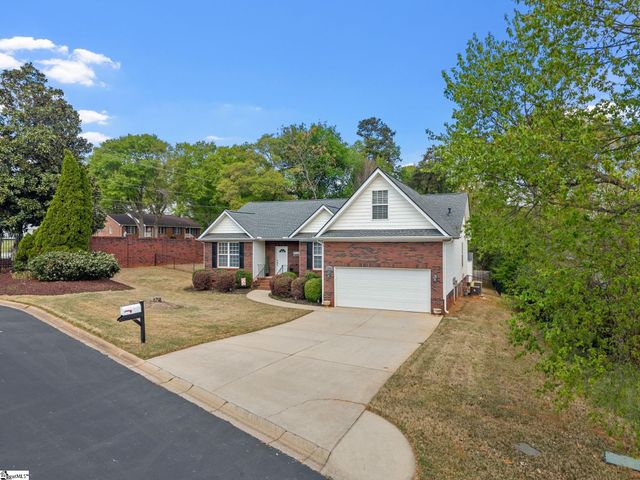 103 Heritage Creek Drive, Boiling Springs, SC 29316