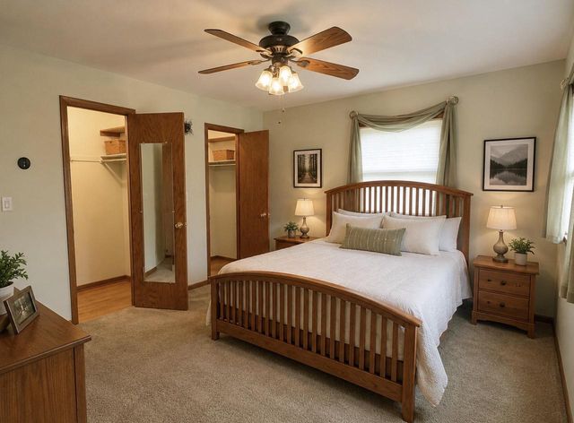 W275 N4880 S Courtland Circle, Pewaukee, WI 53072
