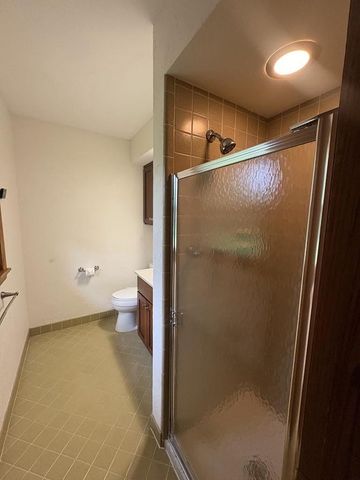 W275 N4880 S Courtland Circle, Pewaukee, WI 53072