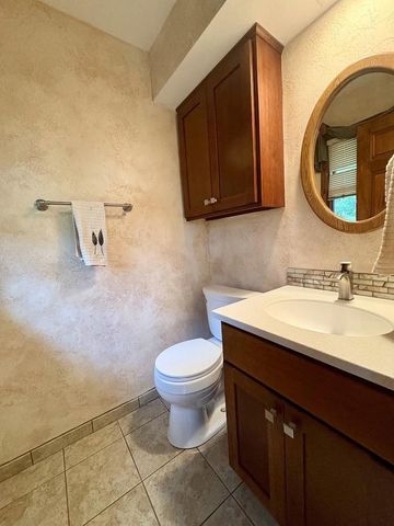 W275 N4880 S Courtland Circle, Pewaukee, WI 53072