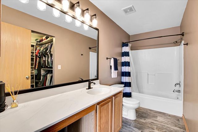 6303 Dakota Ridge Court, Plainfield, IL 60586